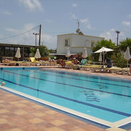 Zeus Hotel Кефалос Екстериор снимка